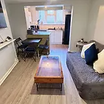 London Apartment - Near Kings Cross St Pancreas!