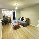 London Apartment - Near Kings Cross St Pancreas!