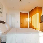Luxurious Canary Wharf Aptartment - Outstanding City View!