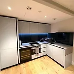 One Bed Flat In Vauxhall