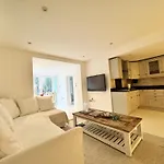 Notting Hill Flat