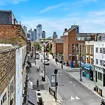 Huge Shoreditch Apartment- Private Roof Terrace