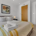 Mysquare Two Bedroom Serviced Apartment In Indescon Square