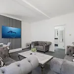 Elegant 2-Bedroom Apartment In Prime Marble Arch 23Gm