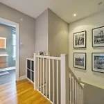 Stunning Flat Close To Central London With Office