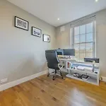 Stunning Flat Close To Central London With Office