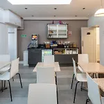 Oyo Bakers Hotel London Victoria