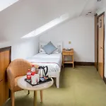 OYO Abbey Hotel