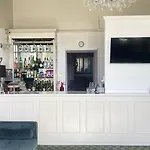Hotel 63