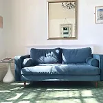 Hotel 63