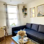 Beautiful Apartment In Hackney