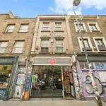 Visit Brick Lane - 1 Bed London Flat With Large Patio