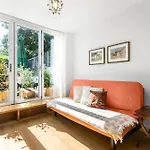 Large, Quiet Flat In Islington