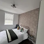 Dalston Luxe Studios