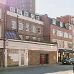 Luxury Victorian 2 Bed 2 Bath Flat E14