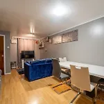 One Bedroom Entire City House London