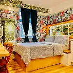 Rest Boutique Notting Hill