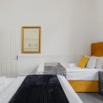 Luxurious Apartments On Oxford Street