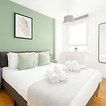 Bright London Flat - 10 Mins To London Bridge & The Shard