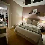 Stylish Unit, Heart Of Bayswater