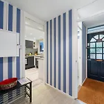 Fantastic Split-Level Flat Next To Battersea Park