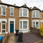 Elegant 2Br Apartment - Harlesden Comfort