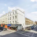 Modern Studio Apartment, Paddington