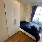 Notting Hill - Welcoming 2-Bed Flat