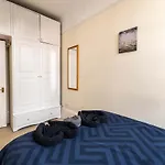 Dancer Road - Cosy 2 Bed Flat