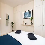 Bishop\'S Road - Welcoming Flat With Outside Space
