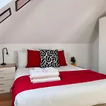 En-Suites With Free Parking 30Min To Central London
