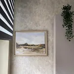 Studio 8