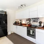 Soho Sunshine Retreat