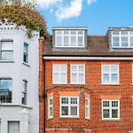 The Bohemian Rhapsody, Hampstead - By Out Of Office Lifestyle