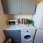 Modern Spacious 1 Bed Flat Westfield Shepherds Bush Free Wifi
