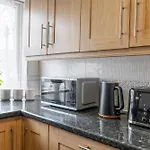 Cosy 2 Bed Next To Wembley Stadium