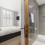 5 Bedroom Flat In Paddington