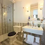Magda Boutique Rooms