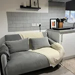 Stylish Putney Village Flat