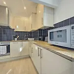 Charming 2 Bedroom Flat In Paddington