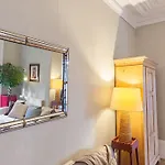 Luxury Victorian 2 Bed 2 Bath Flat E14