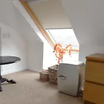 Jaffas Loft Room