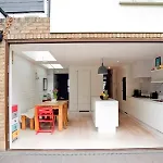 Veeve House Tennyson Road Kilburn