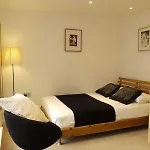 Royal College Street Apartment