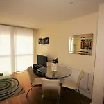 Zen Apartments - Excel & O2 Arena