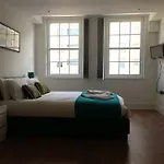 Max Serviced Apartments Commercial Road