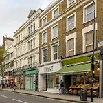 Notting Hill Apartment