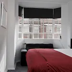Studio Chelsea Cloisters