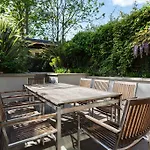 Veeve - Balham Boutique