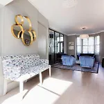 Veeve - Balham Boutique